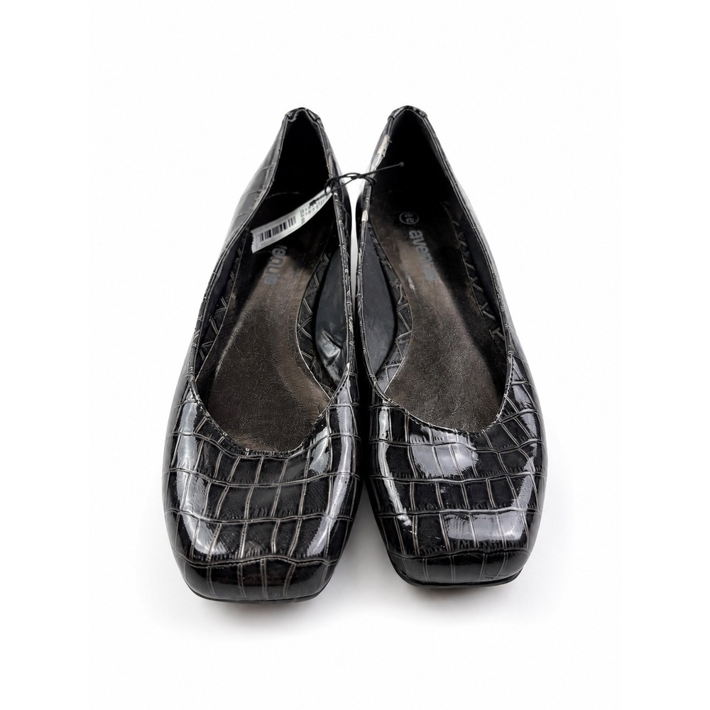 Avenue Black Crocodile Embossed Square Toe Ballet Flats Women's Size 9 NWT